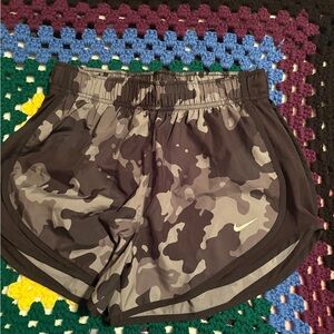 Nike Women's Black and Gray Camo Athletic Shorts